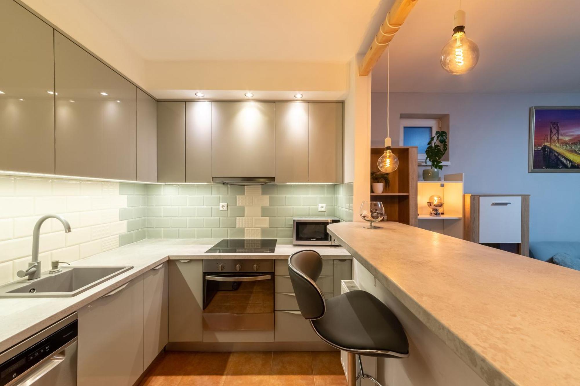 Center Budget Apartment Inside Free Parking Self Check-In Free Streaming Ac Balcony Boedapest Buitenkant foto